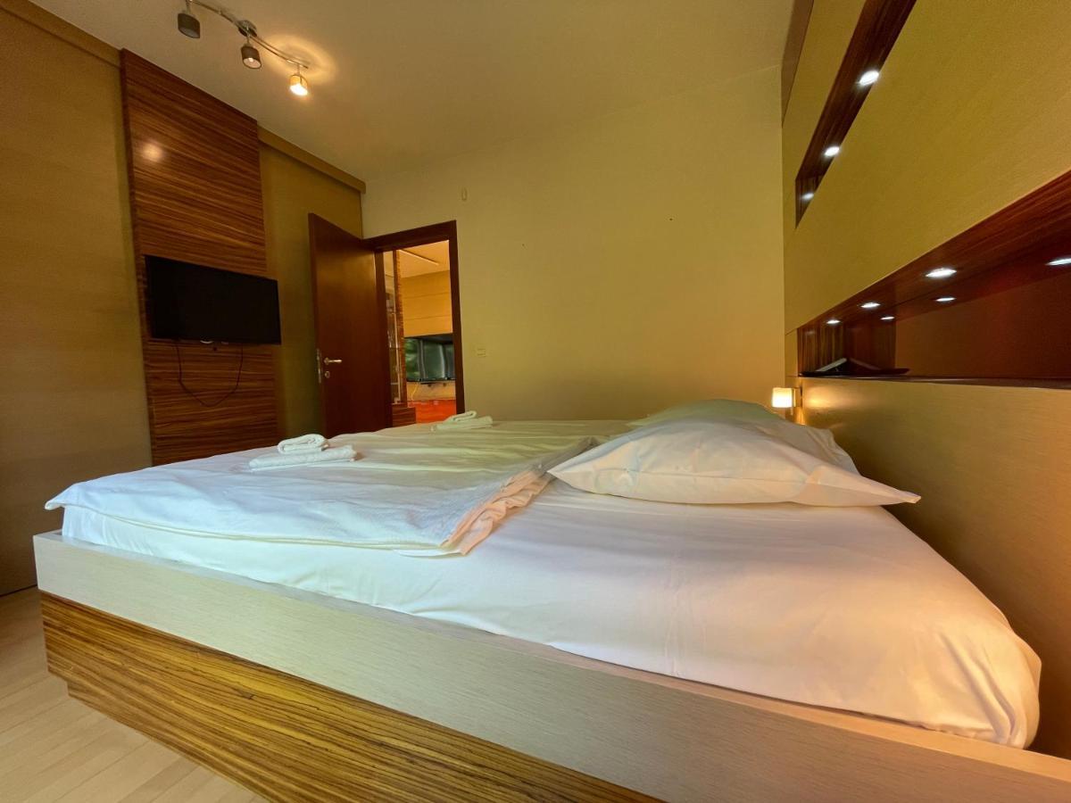Apartment Felicia 12 Порторож Екстер'єр фото